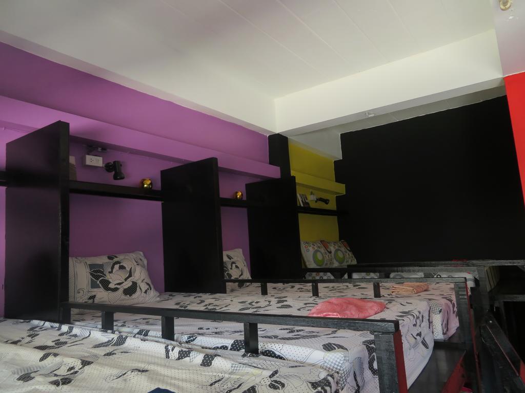 האד רין Same Same Guesthouse, Bar & Restaurant (Adults Only) מראה חיצוני תמונה