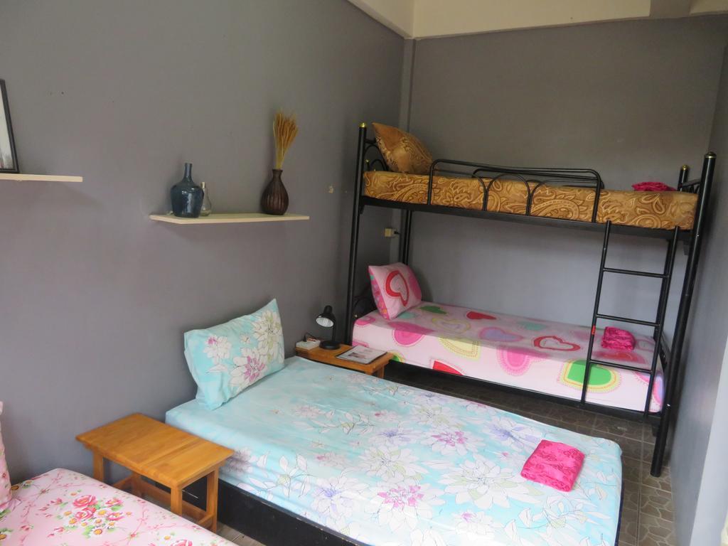 האד רין Same Same Guesthouse, Bar & Restaurant (Adults Only) מראה חיצוני תמונה