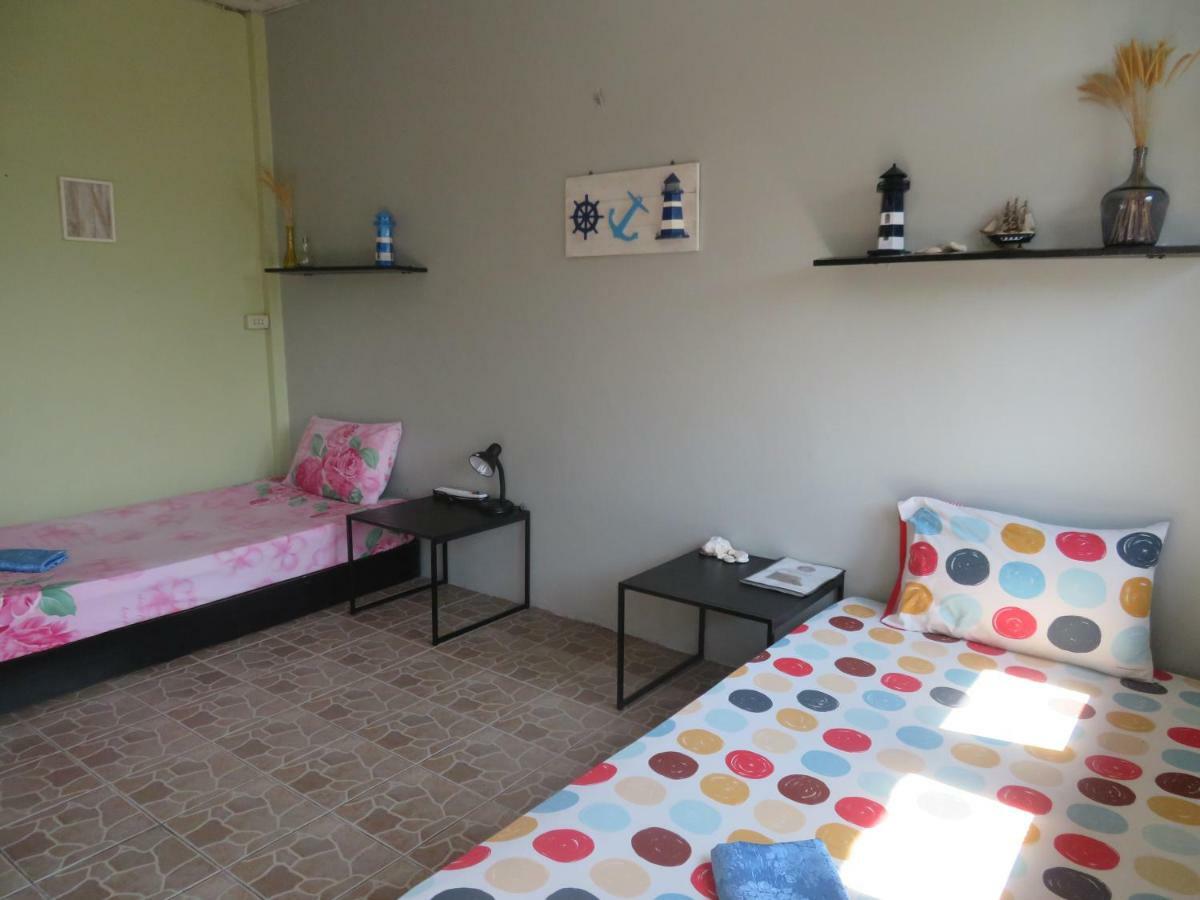 האד רין Same Same Guesthouse, Bar & Restaurant (Adults Only) מראה חיצוני תמונה