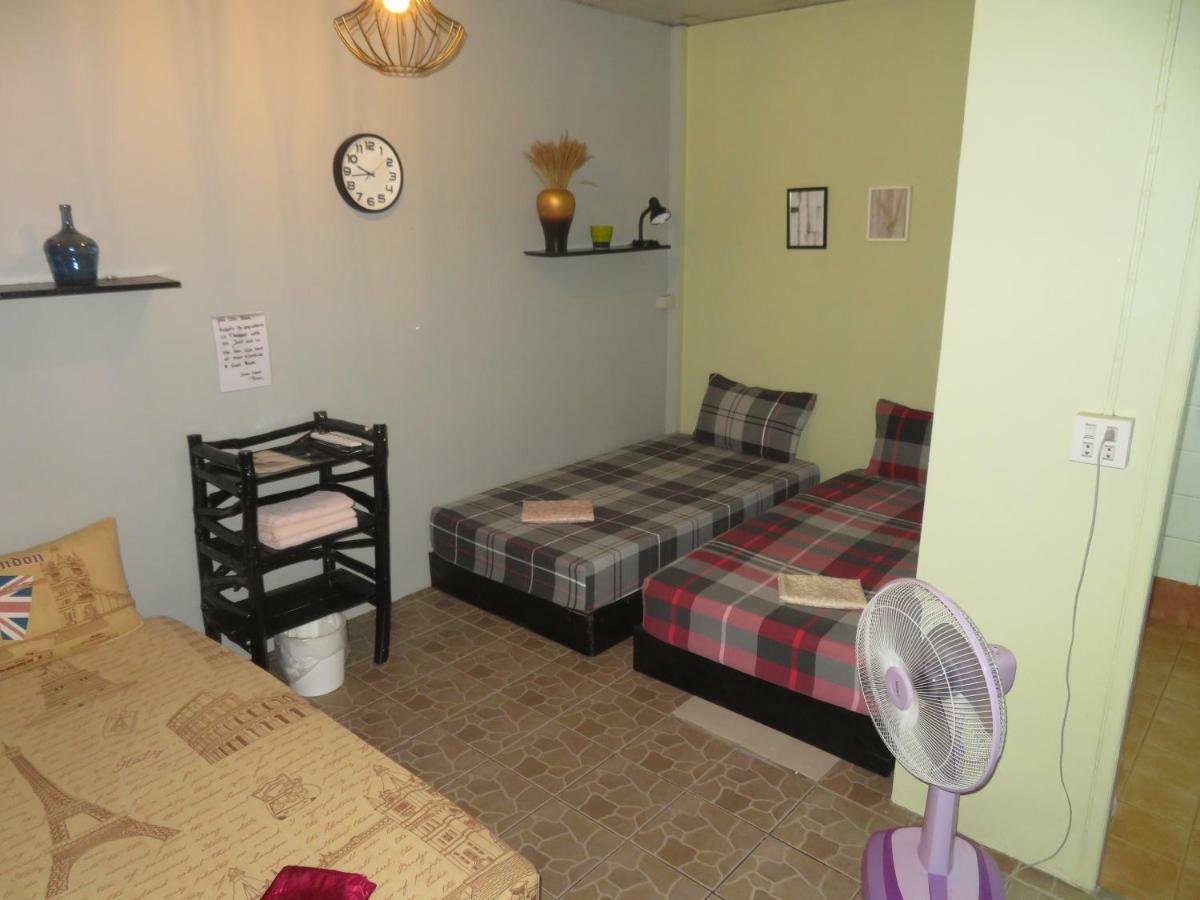 האד רין Same Same Guesthouse, Bar & Restaurant (Adults Only) מראה חיצוני תמונה