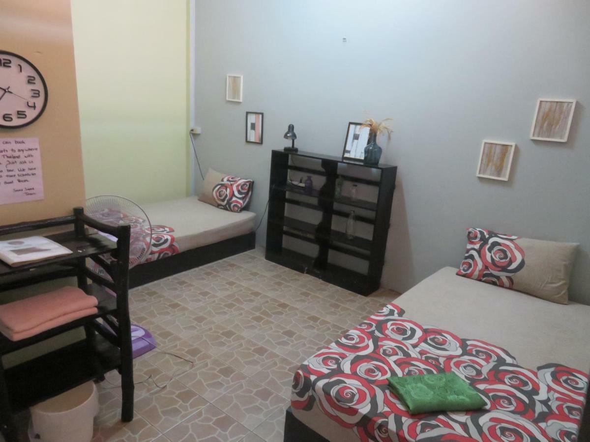האד רין Same Same Guesthouse, Bar & Restaurant (Adults Only) מראה חיצוני תמונה