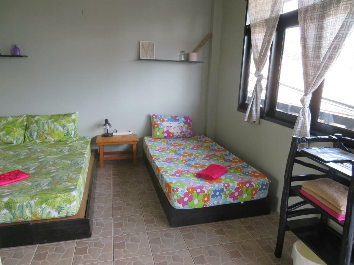 האד רין Same Same Guesthouse, Bar & Restaurant (Adults Only) מראה חיצוני תמונה