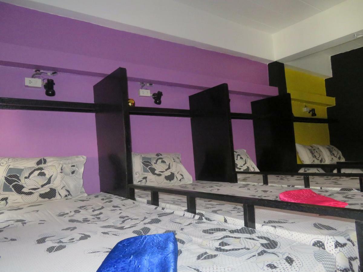 האד רין Same Same Guesthouse, Bar & Restaurant (Adults Only) מראה חיצוני תמונה