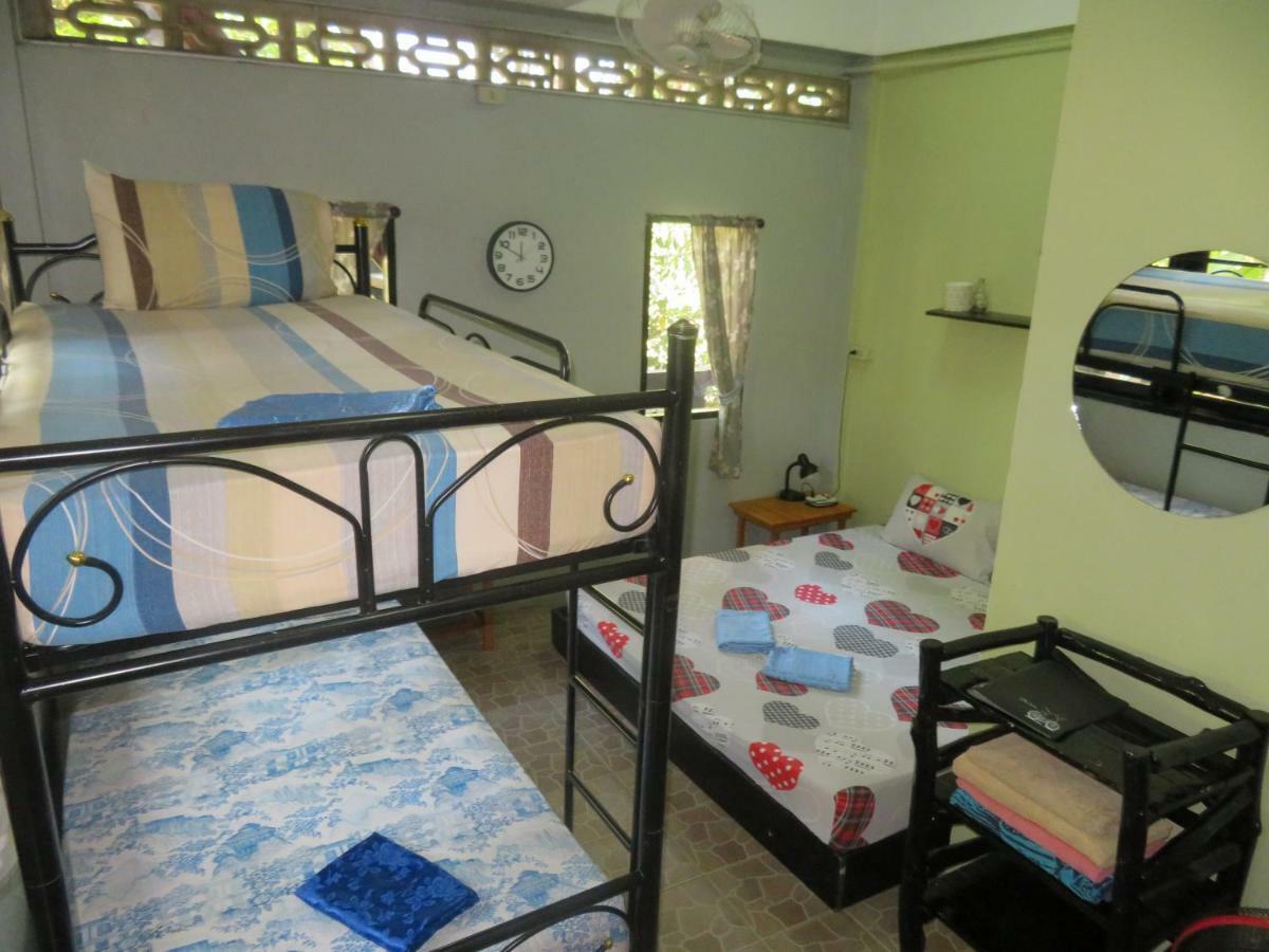 האד רין Same Same Guesthouse, Bar & Restaurant (Adults Only) מראה חיצוני תמונה