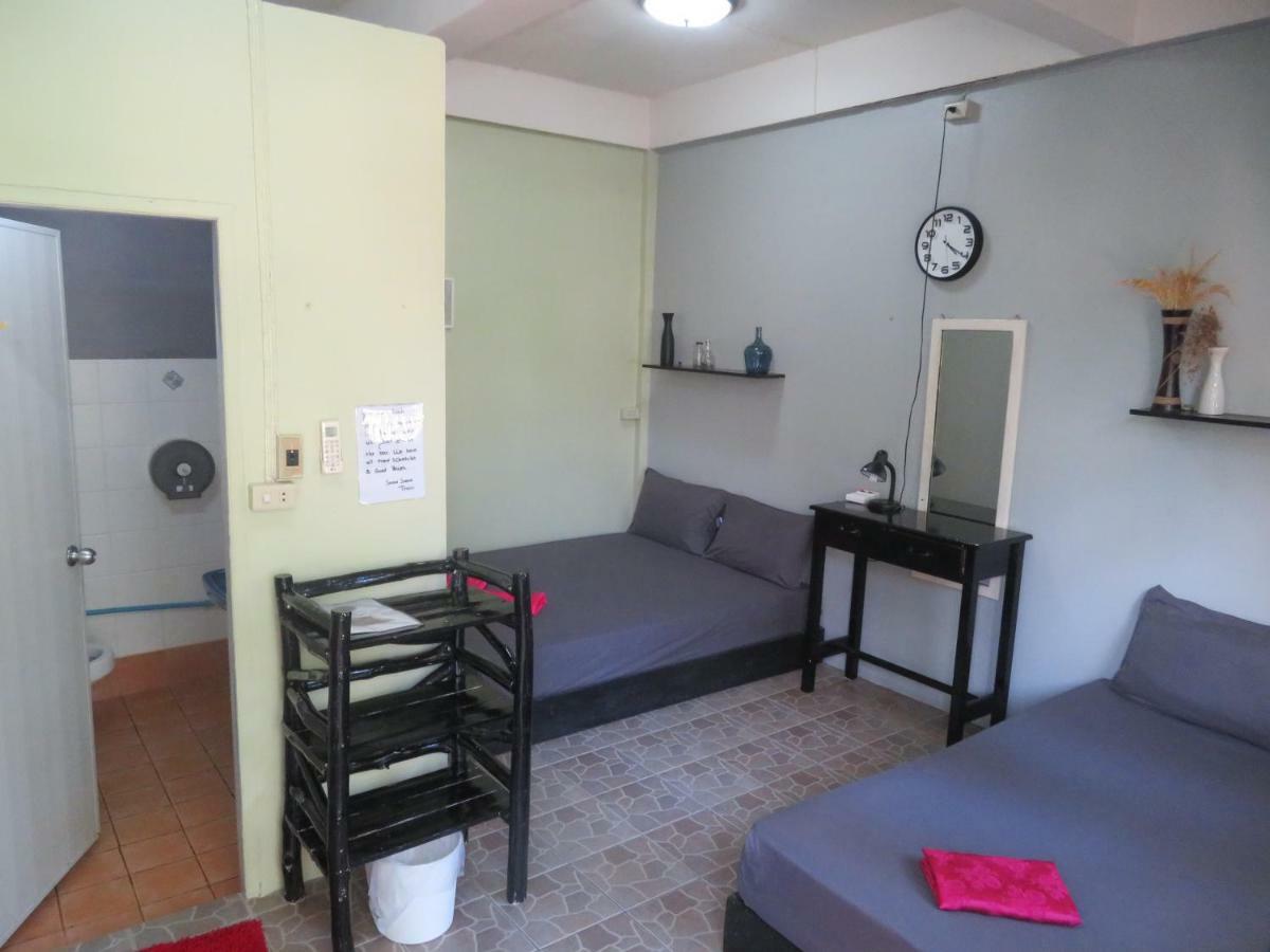 האד רין Same Same Guesthouse, Bar & Restaurant (Adults Only) מראה חיצוני תמונה